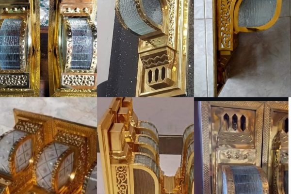 Lampu dinding nabawi